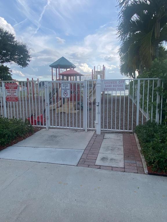 WEITZER SUB 1 - Residential