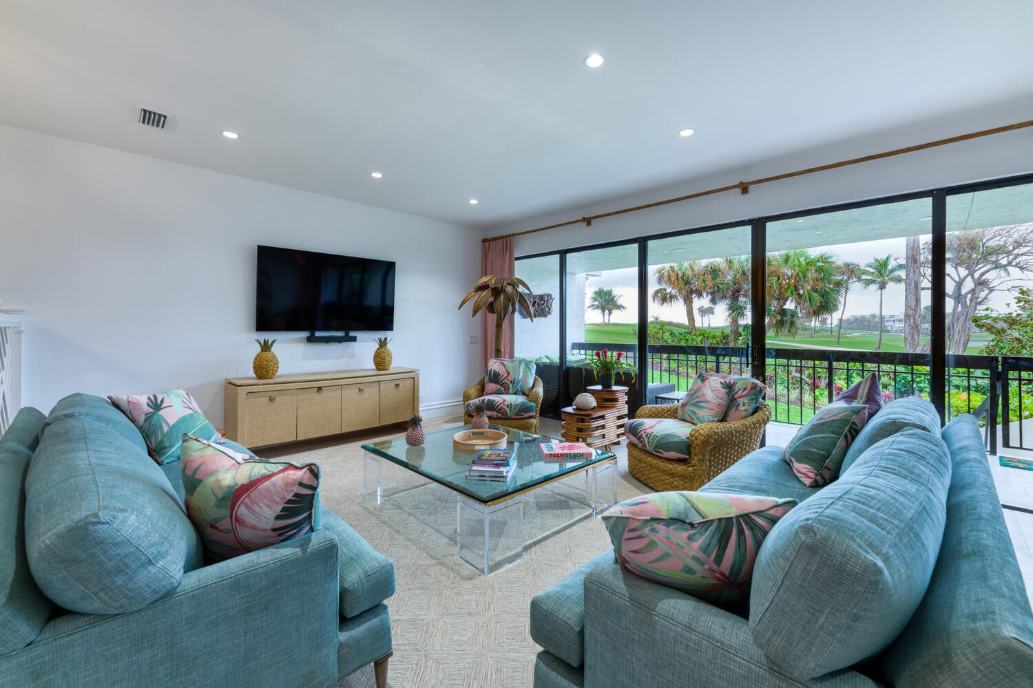 2335 S Ocean Boulevard 19e