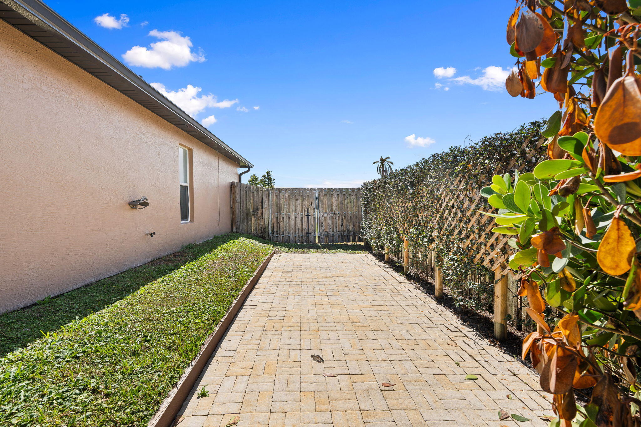 PORT ST LUCIE SECTION  22 - Residential