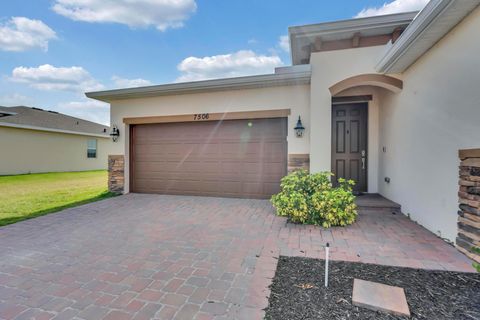 A home in Port St Lucie