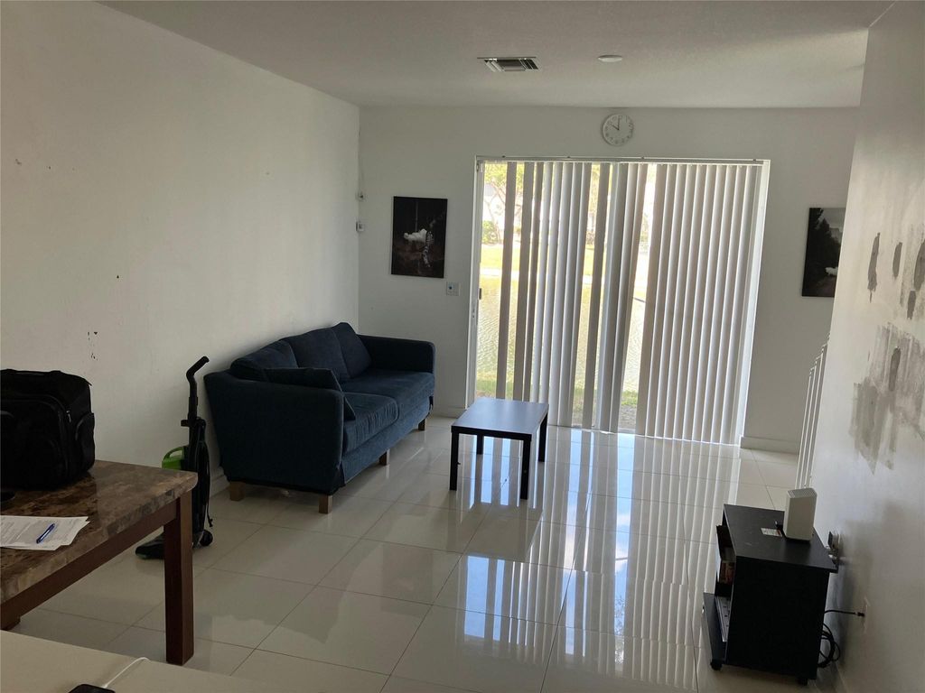 Photo of 3563 NW 13th Street, Fort Lauderdale, FL 33311 (MLS # F10556840)