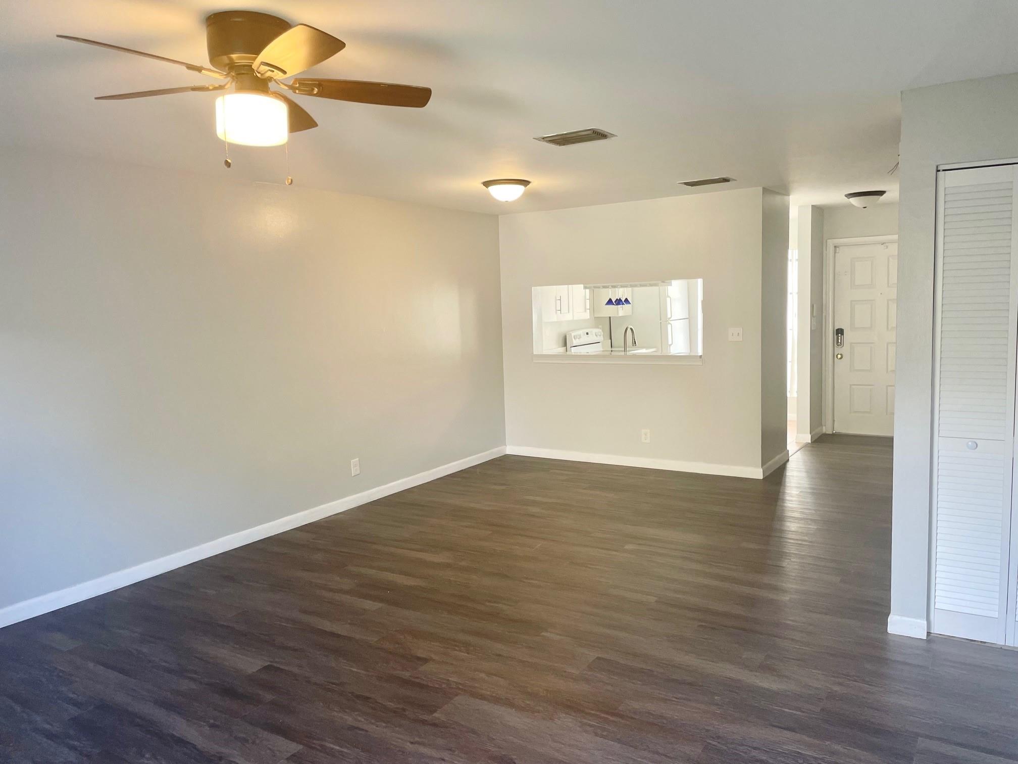 The Pines Of Oakland Fore - Residential Lease