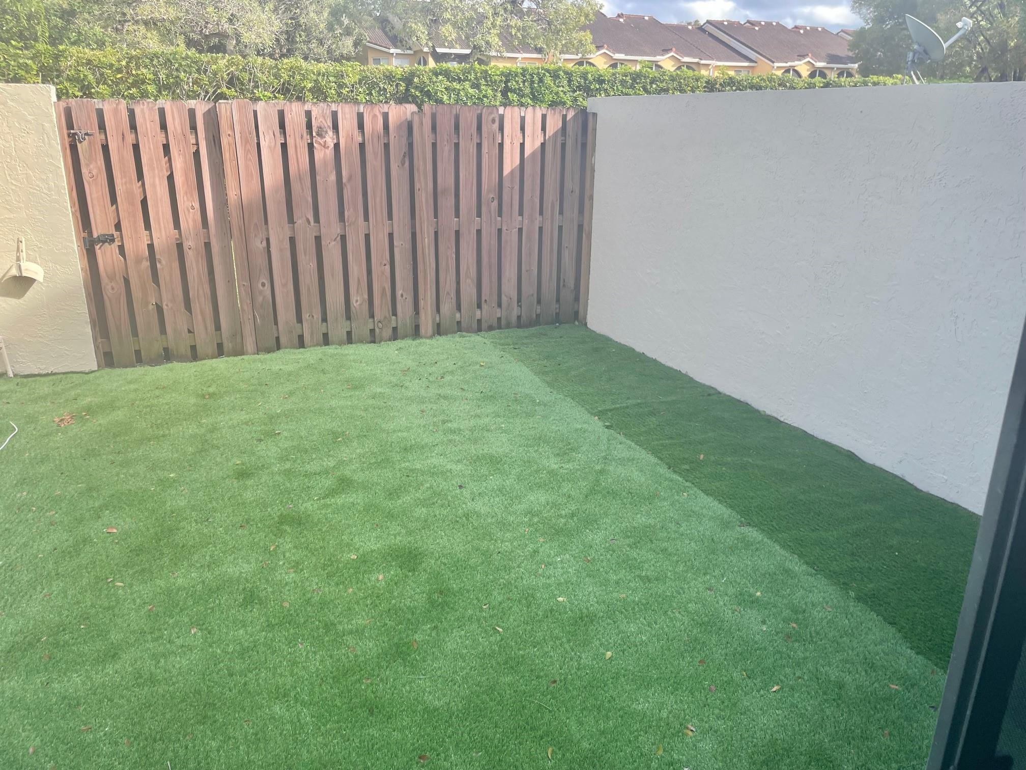 The Pines Of Oakland Fore - Residential Lease