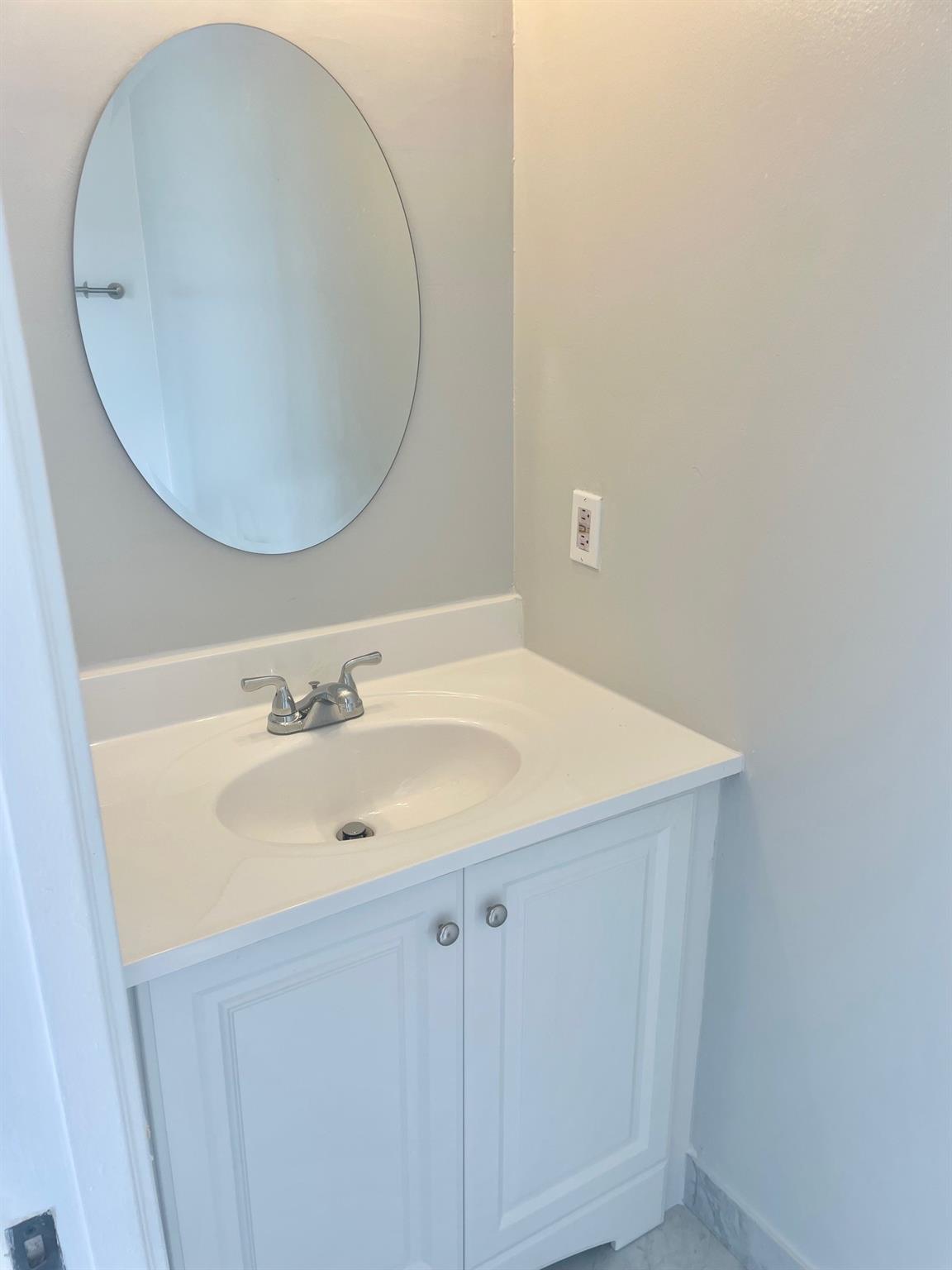 The Pines Of Oakland Fore - Residential Lease