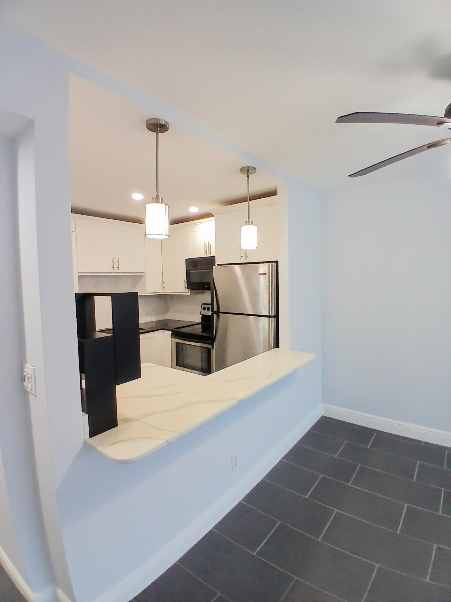 LAKESHORE CLUB CONDO - Residential Lease