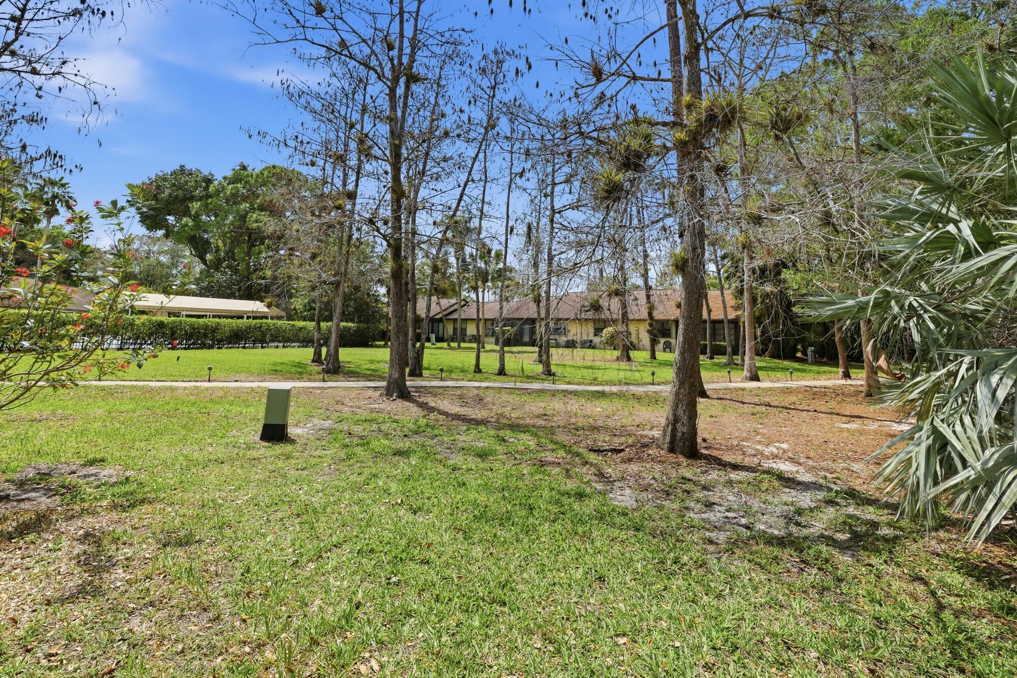 STRATHMORE GATE I UNIT TWO - Residential