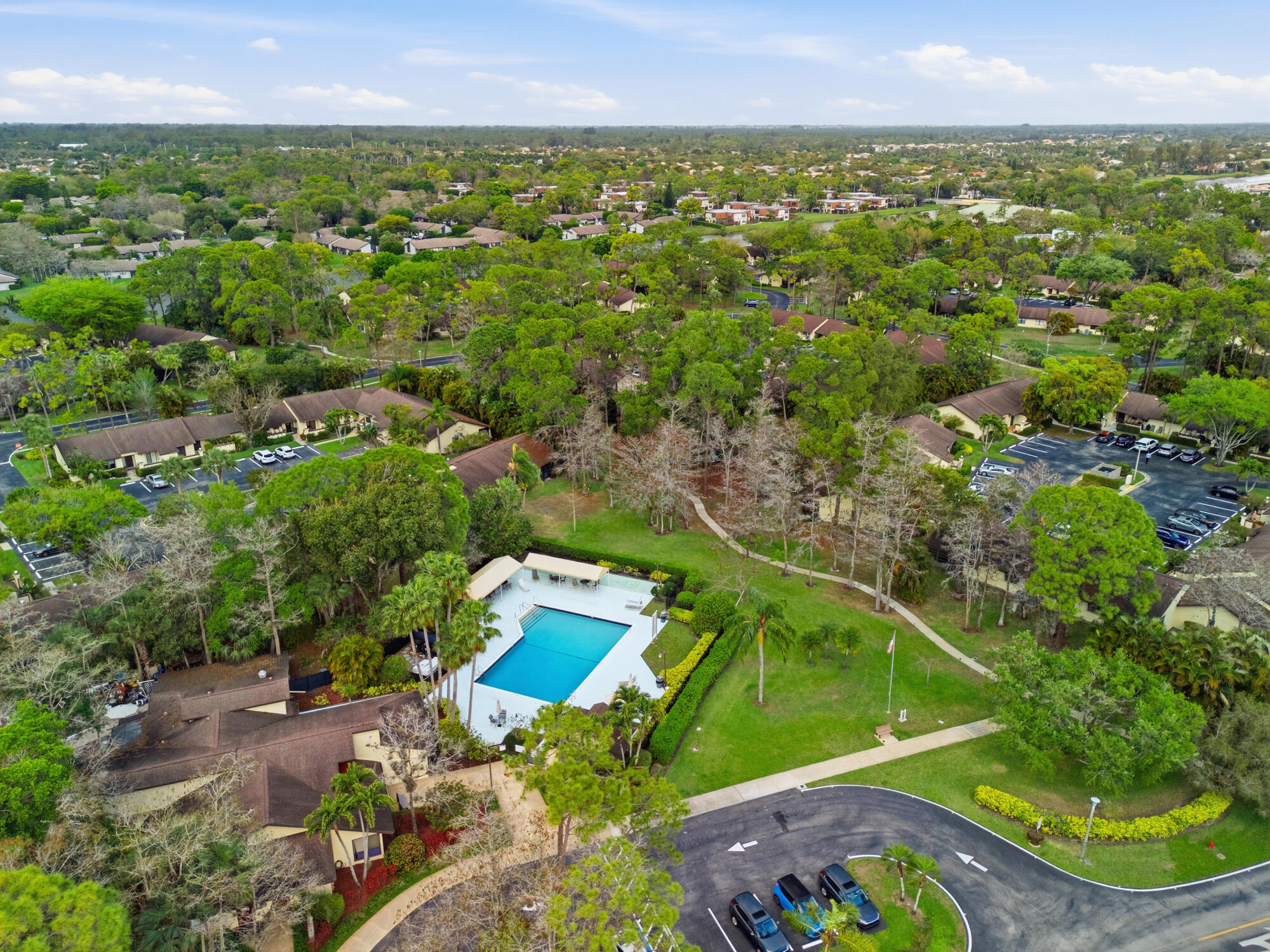 STRATHMORE GATE I UNIT TWO - Residential