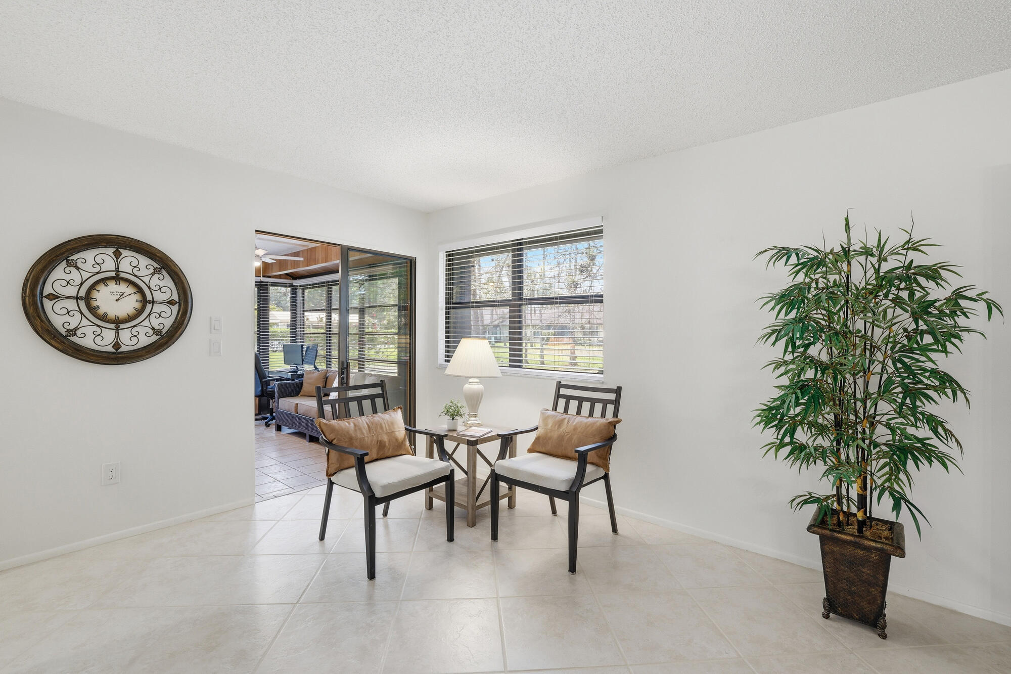 STRATHMORE GATE I UNIT TWO - Residential