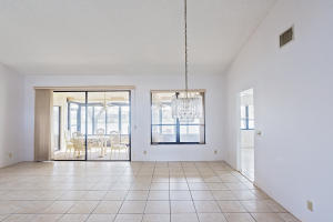 Lakes of Sherbrooke - Residential