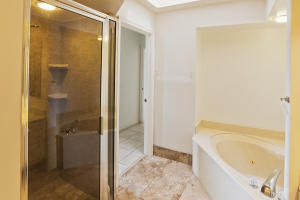 Lakes of Sherbrooke - Residential