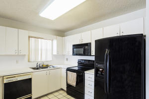 Lakes of Sherbrooke - Residential