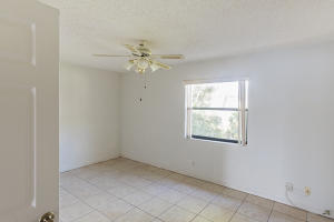 Lakes of Sherbrooke - Residential