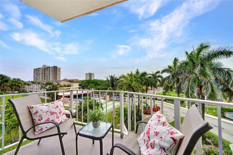 A home in Lauderdale By The Sea