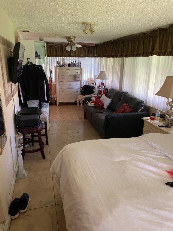 Crystal Lake Villas 64-20 - Residential