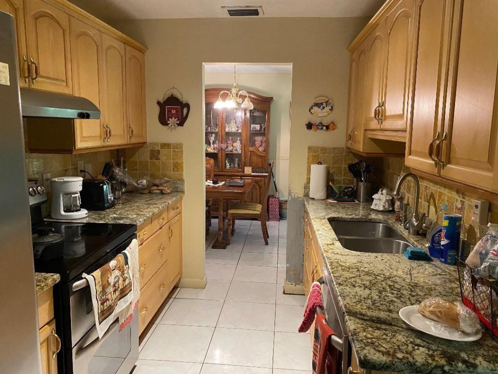 Crystal Lake Villas 64-20 - Residential