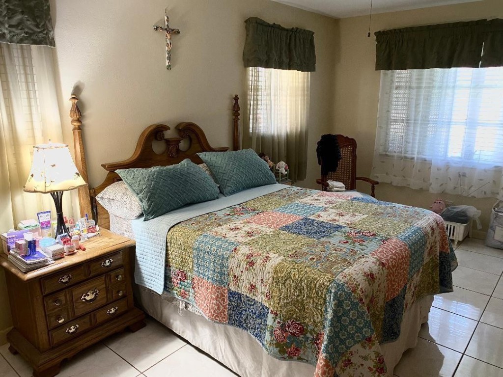 Crystal Lake Villas 64-20 - Residential