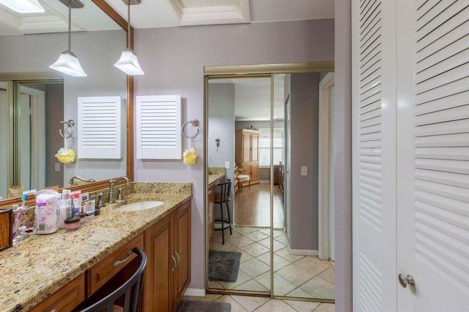 SHEFFIELD WOODS AT WELLINGTON CONDO - Residential