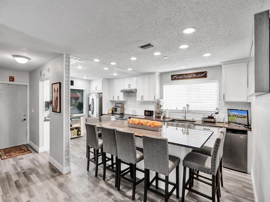 138 Lake Barbara Drive 138