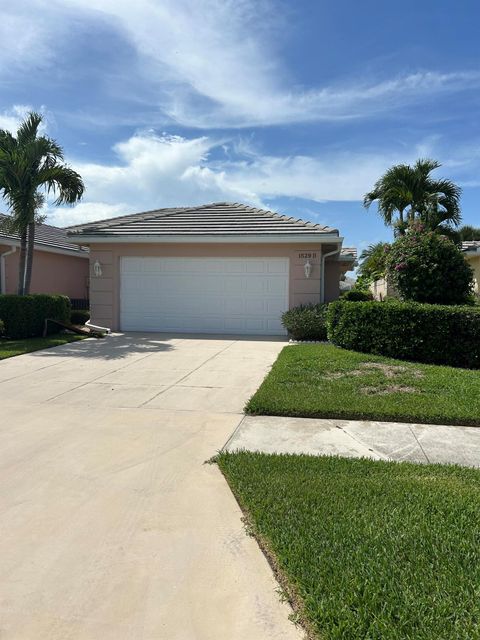 A home in Port St Lucie