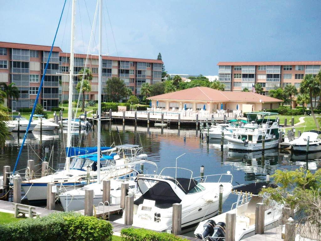 TROPIC BAY CONDO - Residential Lease