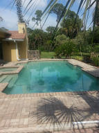 Pinewood East Of Wellingt - Residential Lease