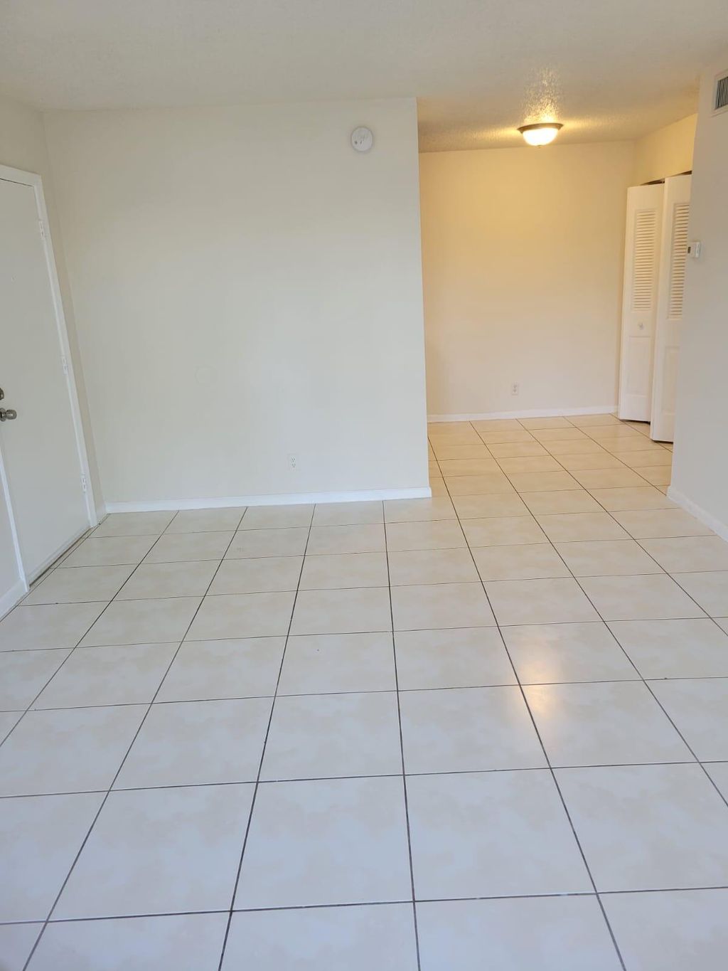 Photo of 1500 N Congress Avenue #B28, West Palm Beach, FL 33401 (MLS # R10982591)
