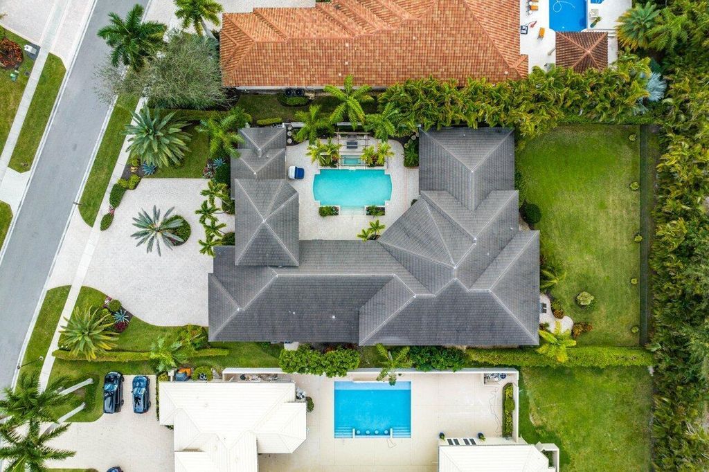 Photo of 5808 Vintage Oaks Circle, Delray Beach, FL 33484 (MLS # B26019798)