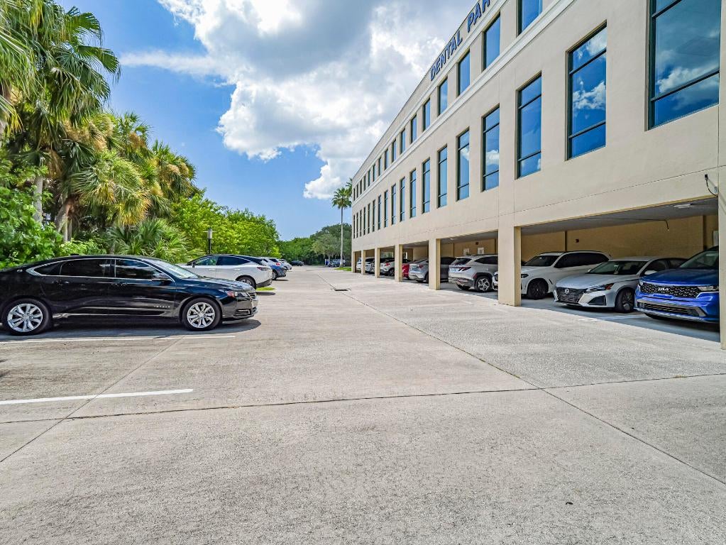 Photo of 3755 37th Terrace #Suite B, Vero Beach, FL 32960 (MLS # R11117735)
