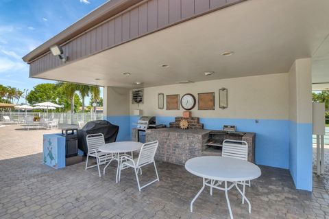 A home in Deerfield Beach