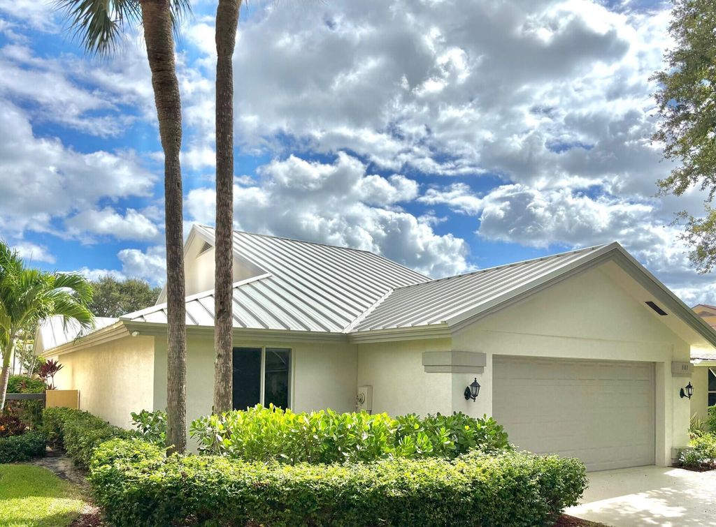 Photo of 181 Cape Pointe Circle, Jupiter, FL 33477 (MLS # R11133271)