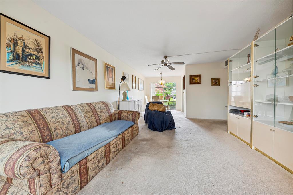 GOLFS EDGE CONDS A THRU G - Residential