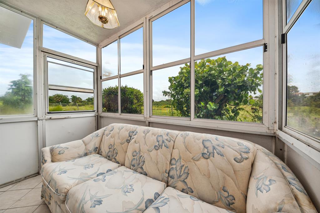 GOLFS EDGE CONDS A THRU G - Residential