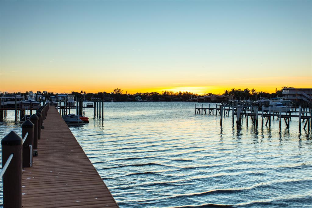 COCONUT COVE OF LANTANA C - Residential Lease