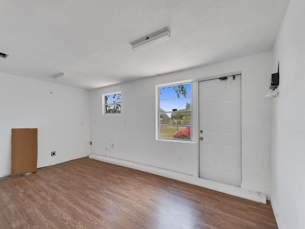 PLAT NO 2 OF HILLCREST SUBDIVISION - Residential