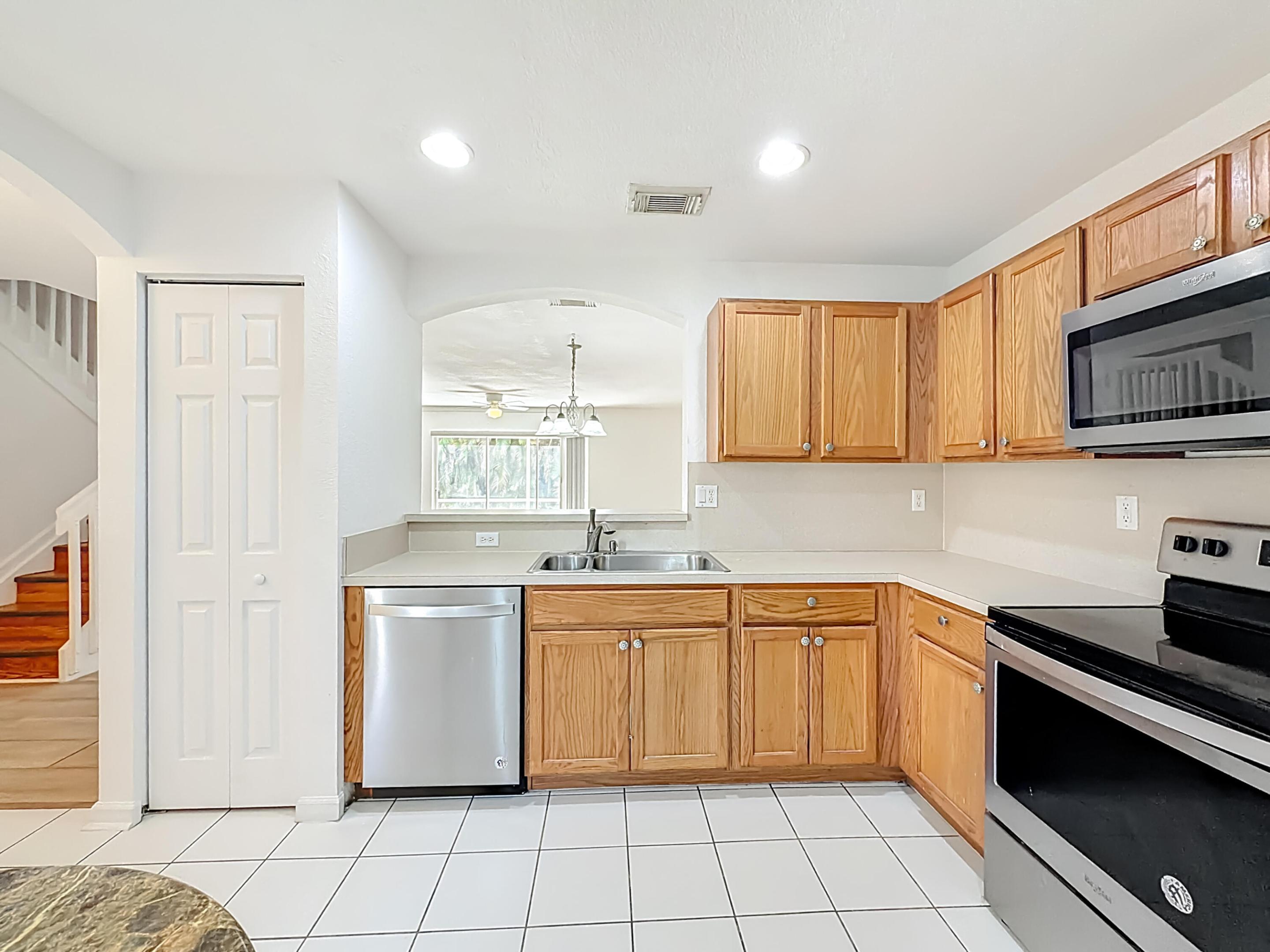 RENAISSANCE SEC 4 2 - Residential