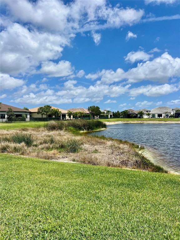 Fields/Gulfstream Polo PU - Residential