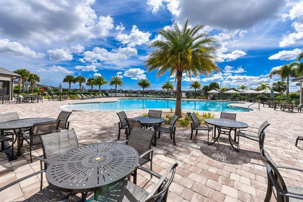 Fields/Gulfstream Polo PU - Residential