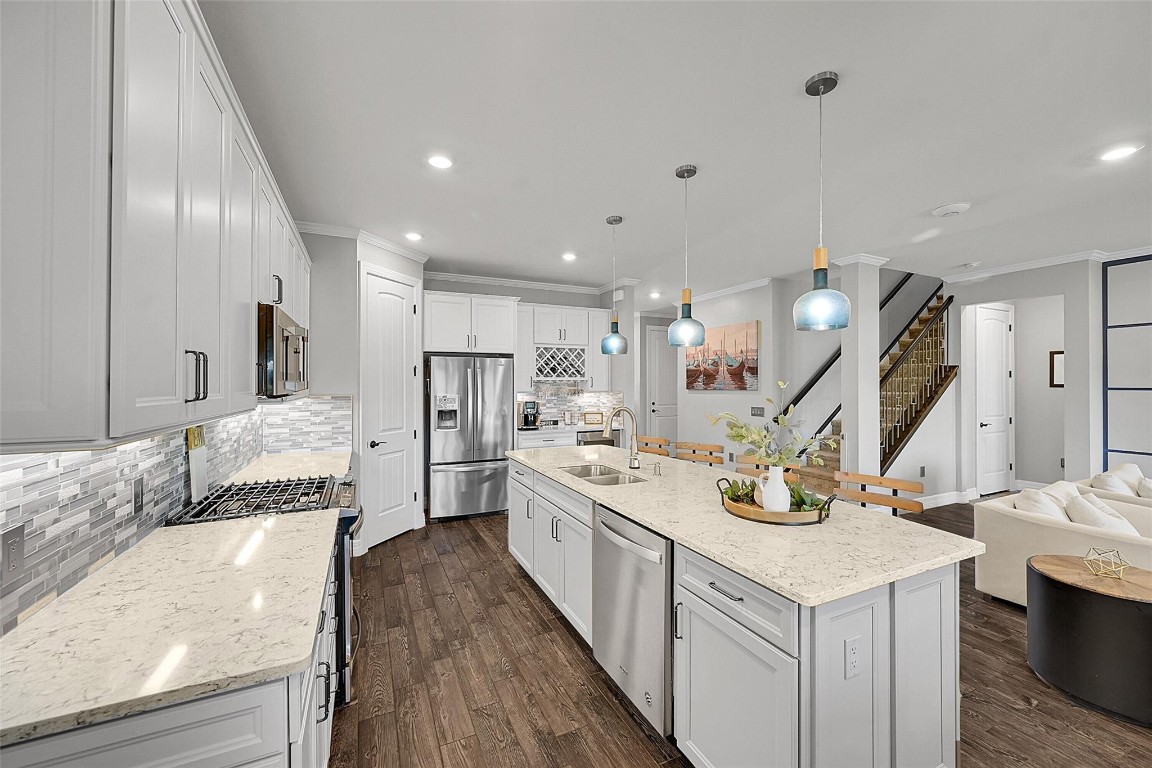 Fields/Gulfstream Polo PU - Residential