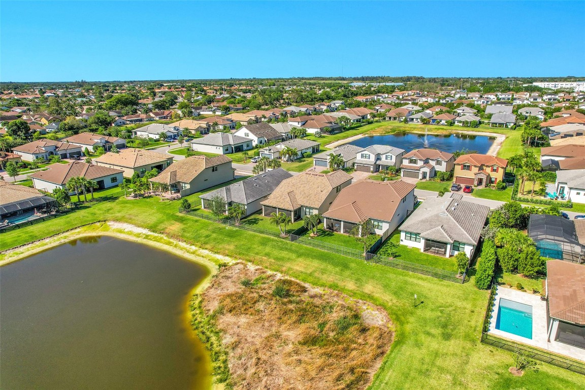 Fields/Gulfstream Polo PU - Residential