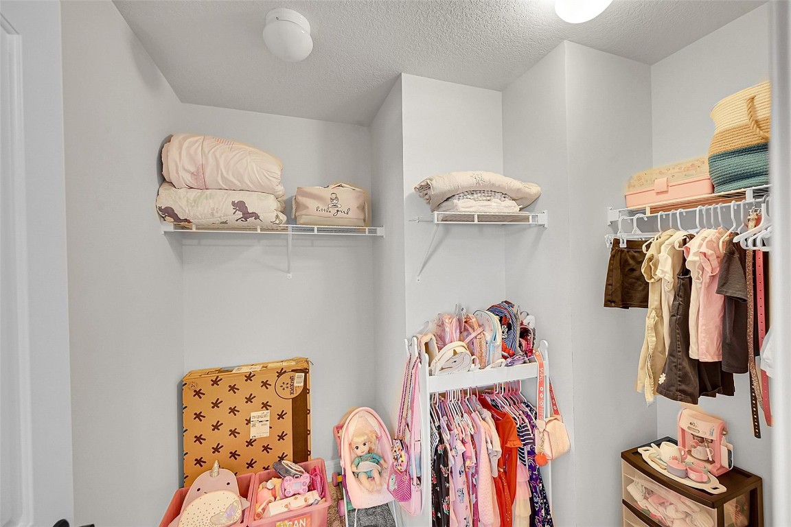 Fields/Gulfstream Polo PU - Residential