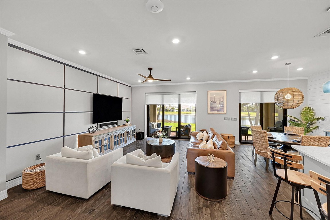 Fields/Gulfstream Polo PU - Residential