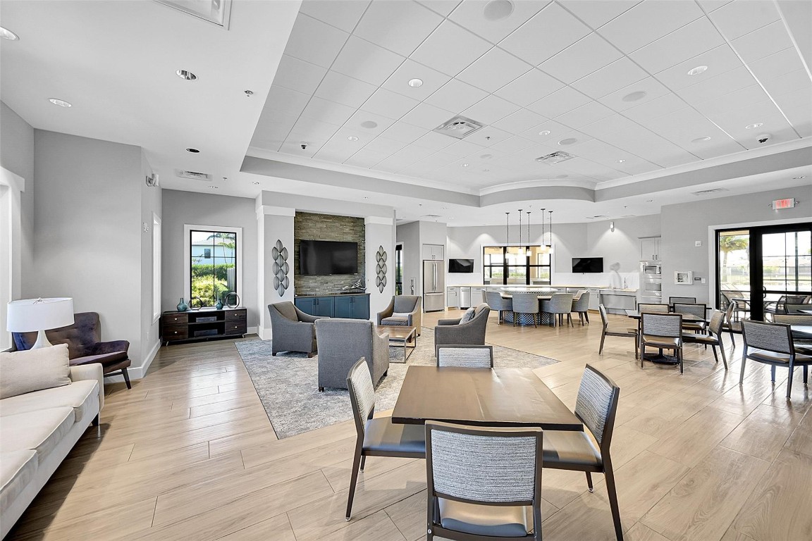 Fields/Gulfstream Polo PU - Residential