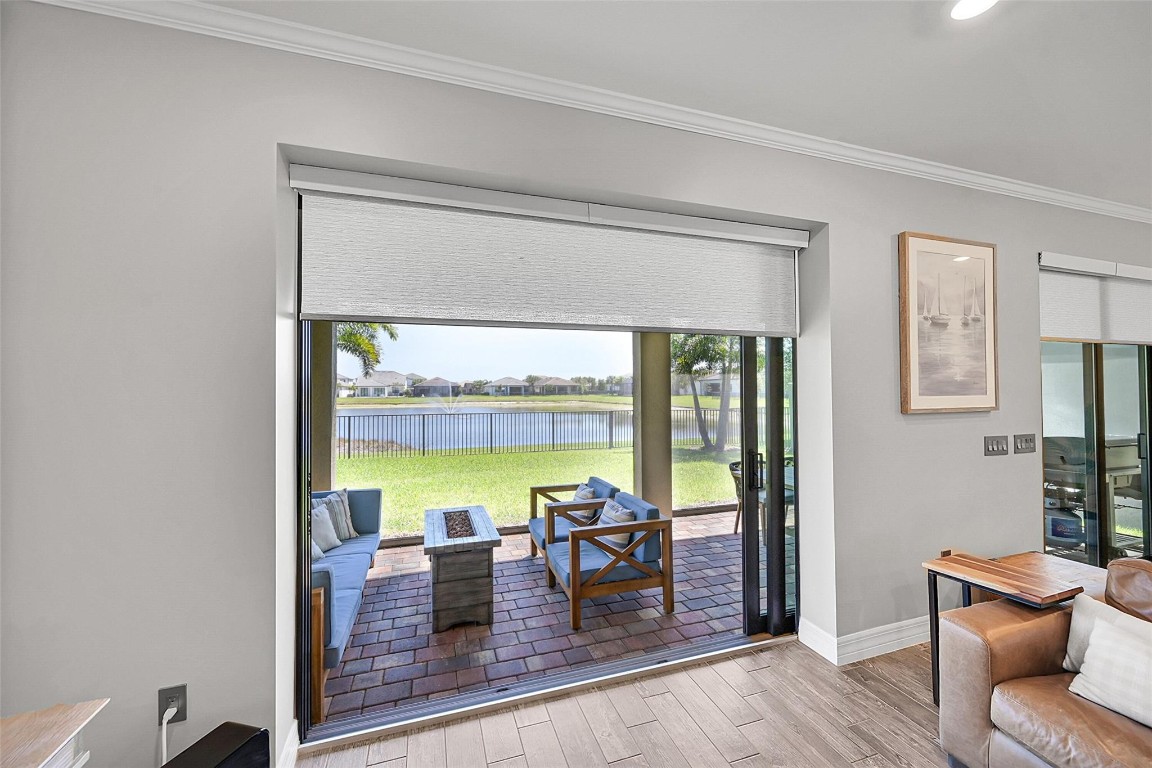 Fields/Gulfstream Polo PU - Residential