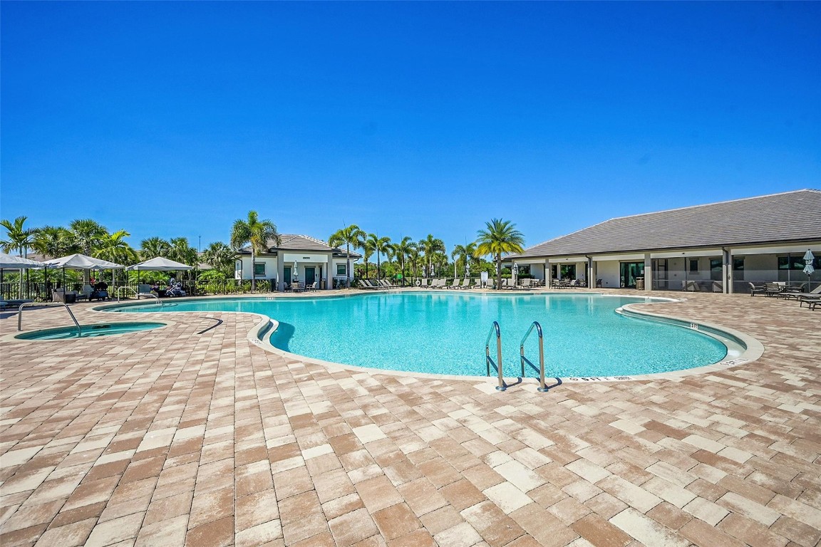 Fields/Gulfstream Polo PU - Residential