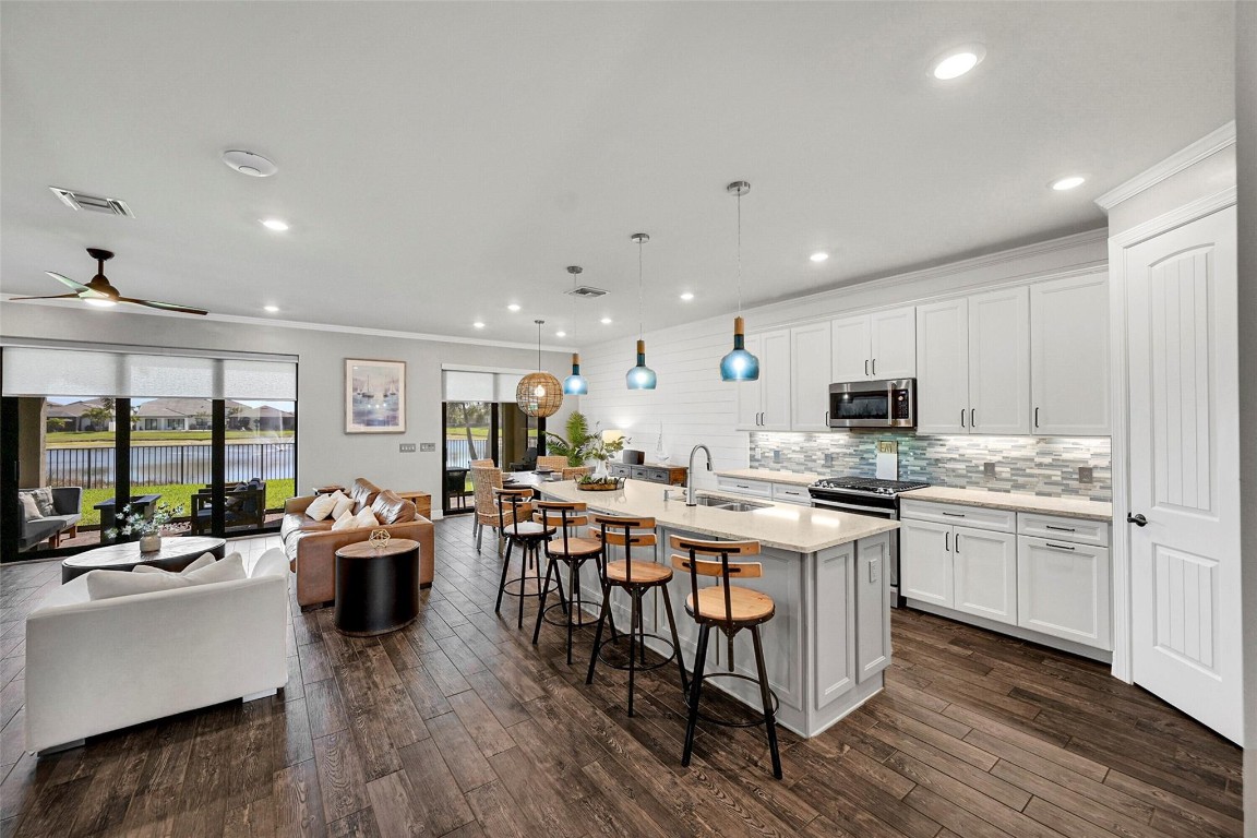 Fields/Gulfstream Polo PU - Residential