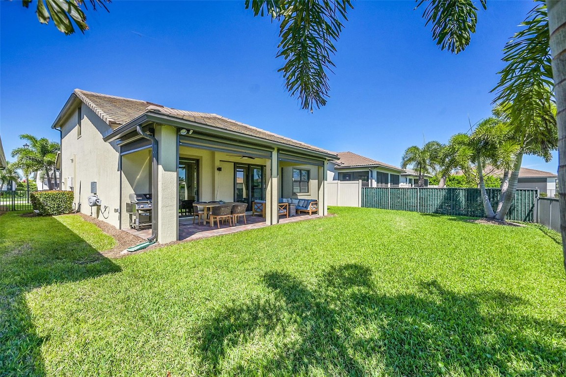 Fields/Gulfstream Polo PU - Residential