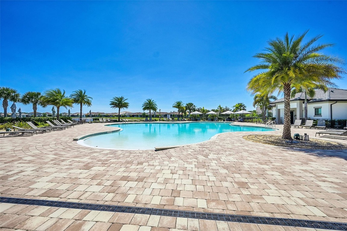 Fields/Gulfstream Polo PU - Residential