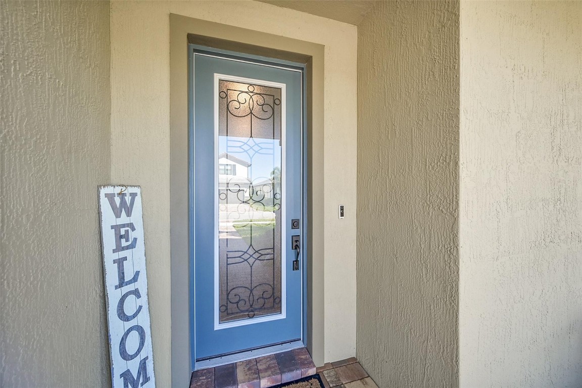 Fields/Gulfstream Polo PU - Residential