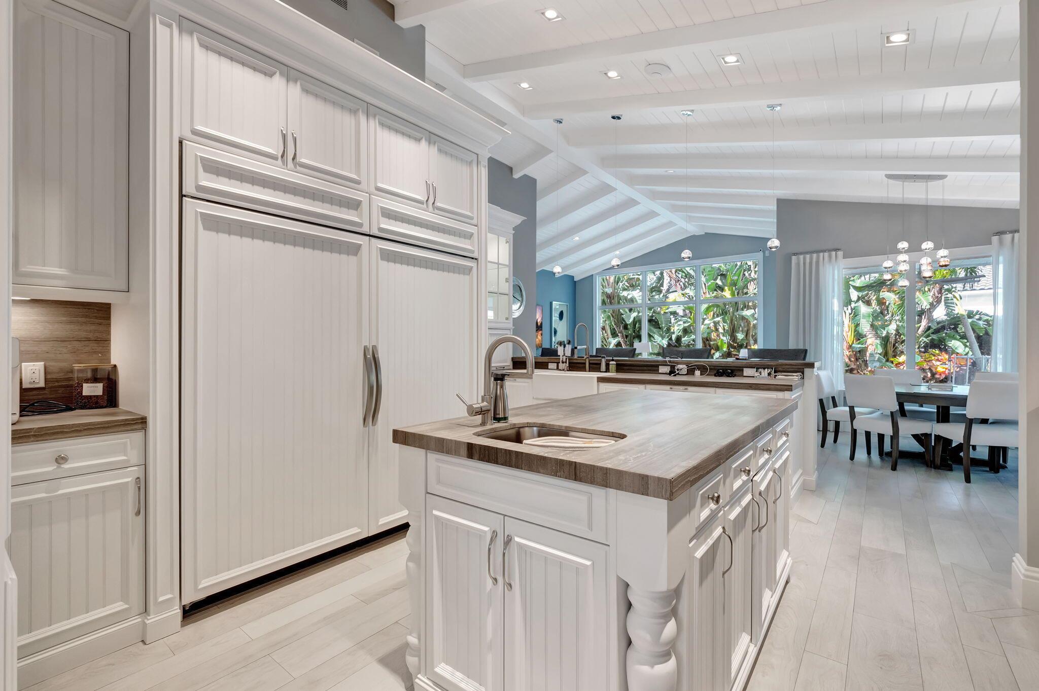 HAMPTONS WOODFIELD COUNTR - Residential