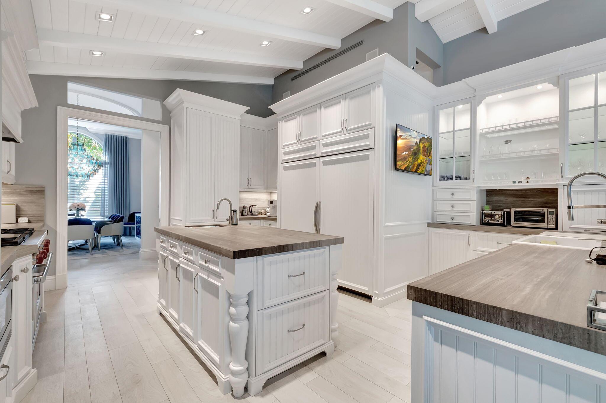 HAMPTONS WOODFIELD COUNTR - Residential